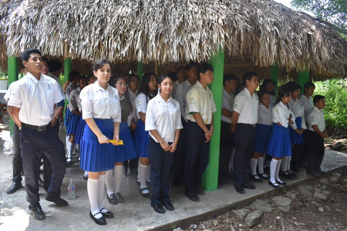 Inauguración de Paneles solares, por más energías ...
