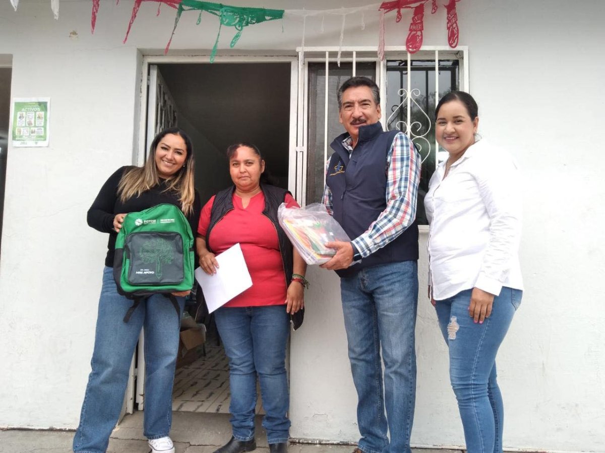 Apoyos a la comunidad estudiantil del plantel 07 A...