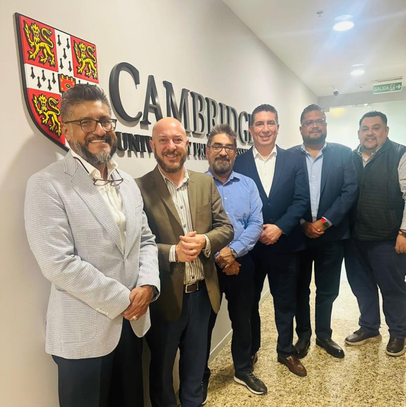 ¡ Visita a las instalaciones de Cambridge. COBACH ...