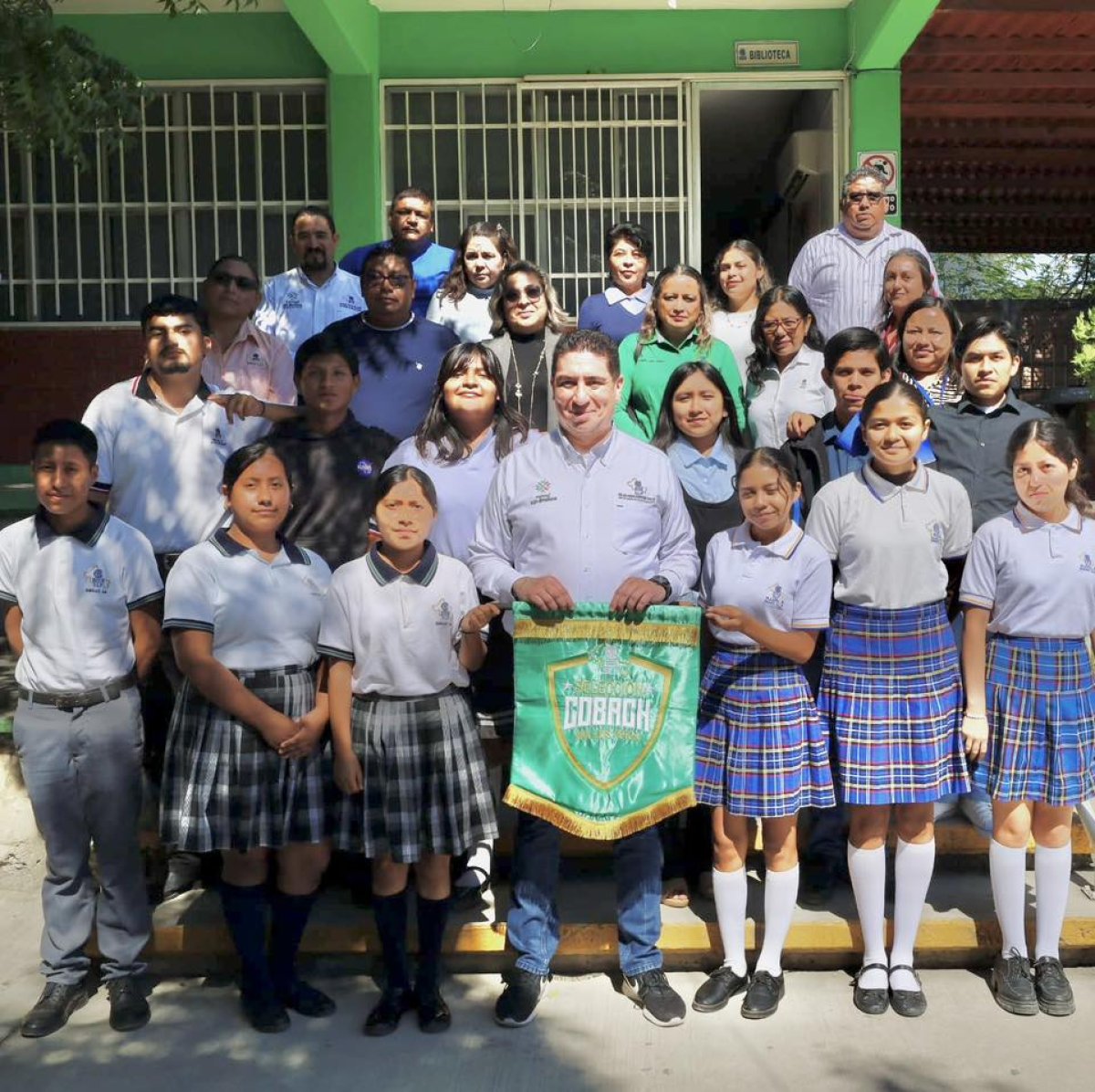 ABANDERAMIENTO DE LA DELEGACIÓN POTOSINA –Expo Cie...