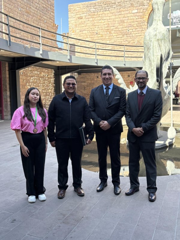 Ceremonia de entrega del Premio Potosino de Cienci...